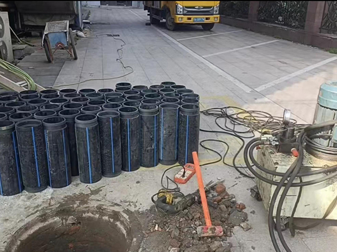 福安PE置换管厂家 DN315置换管 非开挖管短管置换